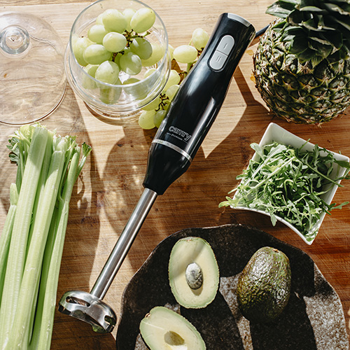 kuchynský ručný mixér